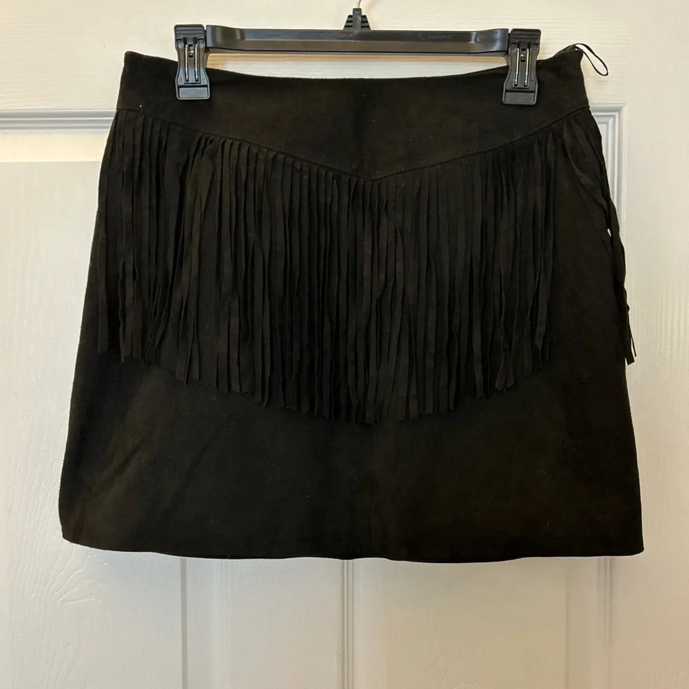 Walter Baker Black Ruffled Mini Skirt Night Out